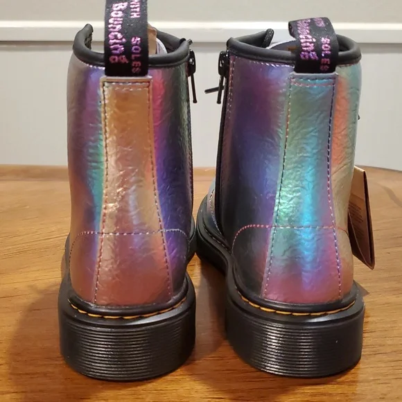 NWT Dr Martens Crinkle Leather Rainbow Holographic 1460J Boots - Picture 4 of 14